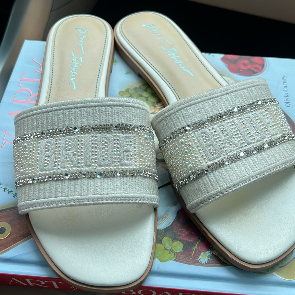 BETSEY JOHNSON PEARL/CRYSTAL EMBELLISHED BRIDAL SLIDES